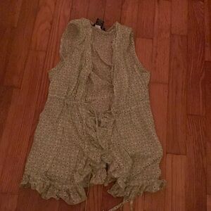 Cute frilly going out top s